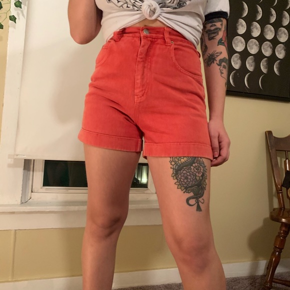 Vintage High Waisted Shorts - Picture 1 of 4